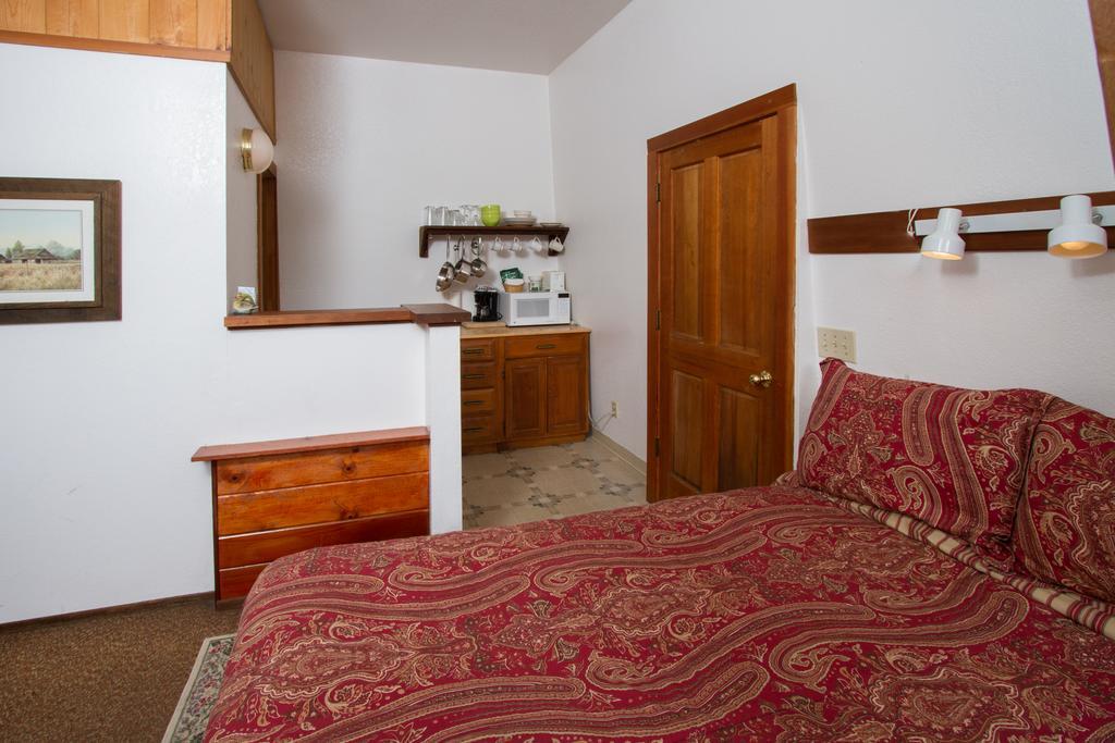 Sweetwater Inn And Spa Мендосино Экстерьер фото